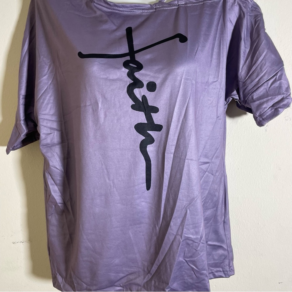 Sz M women’s graphic t shirt summer tops grey short sleeve light weight - Picture 9 of 9